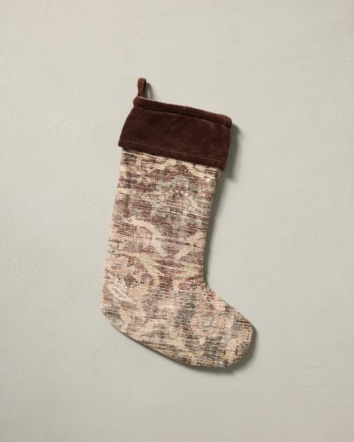This stocking is reversible and can be hung with the toe facing left or right.