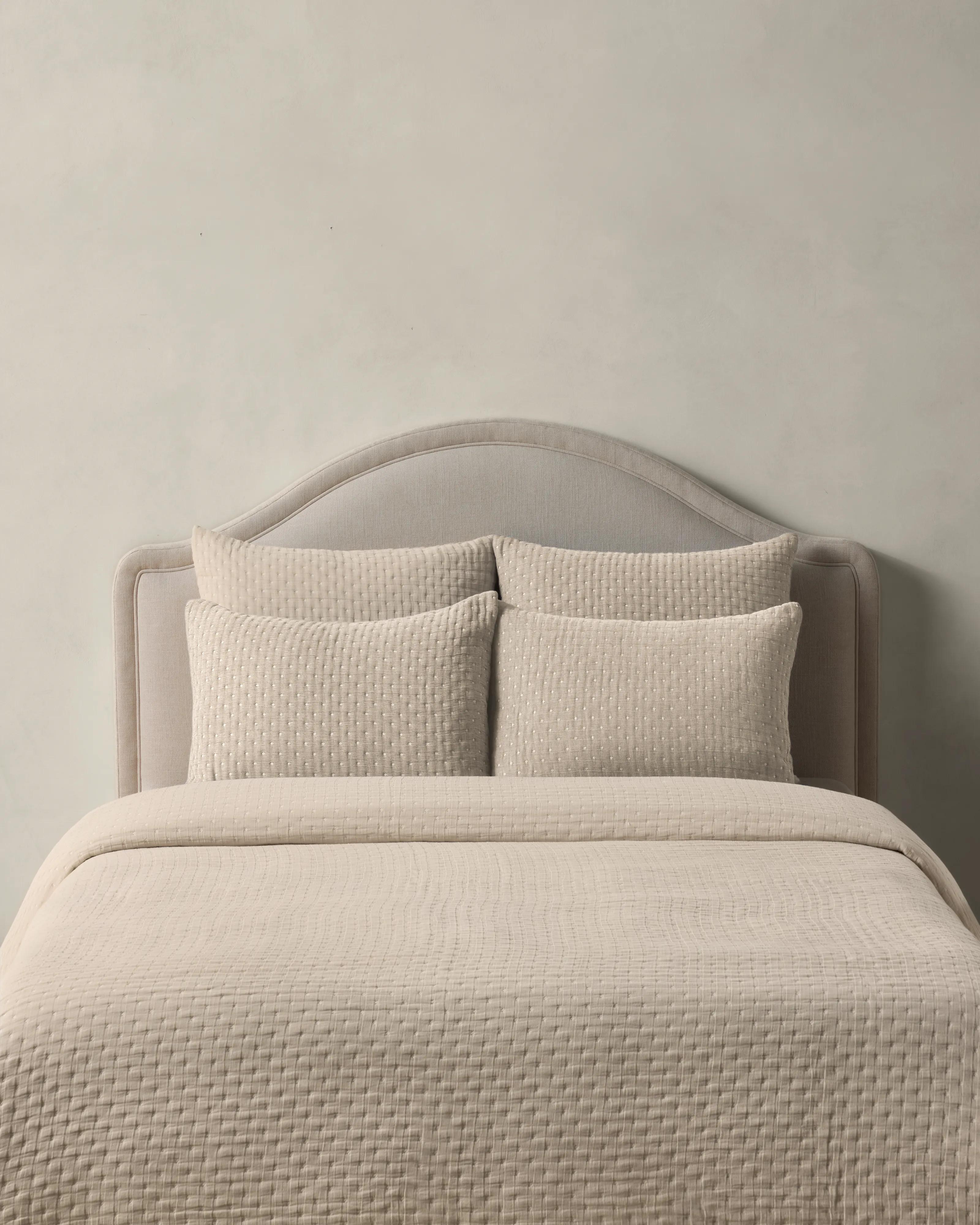 Mitchell Coverlet