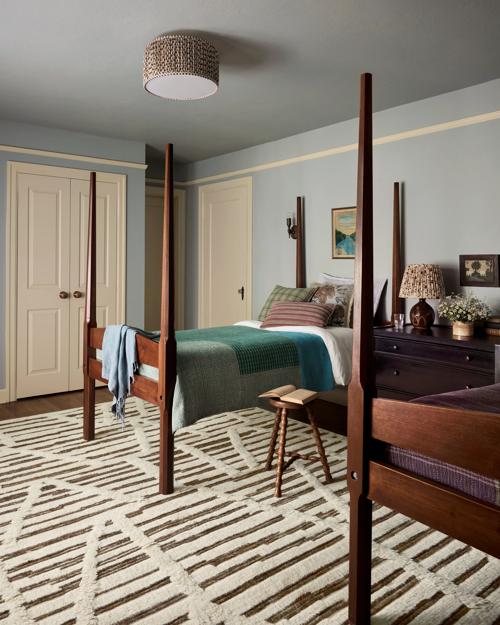 Fen Hand-Knotted Rug - Gallery Image #2