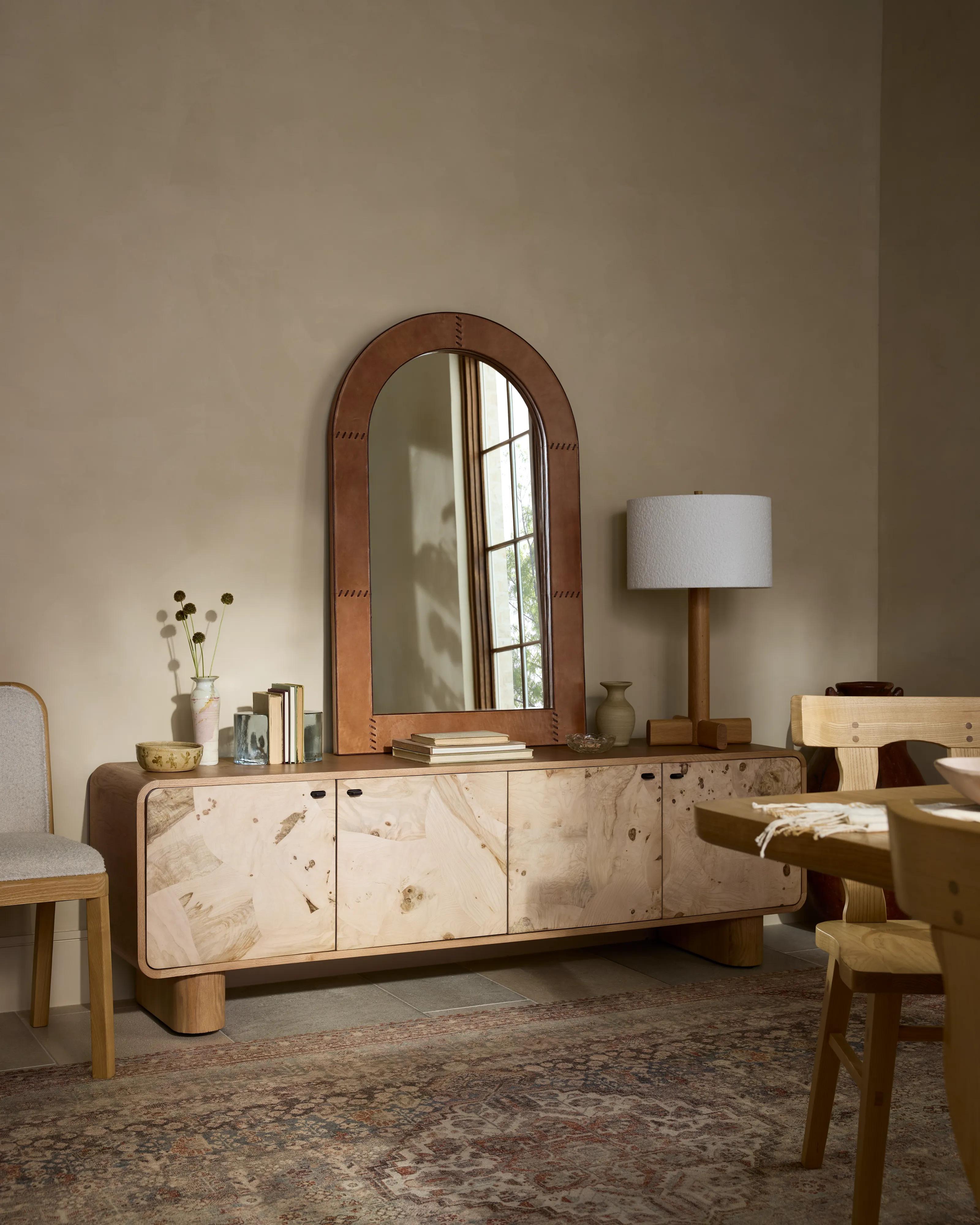 Osvaldo Media Console | Joon Loloi