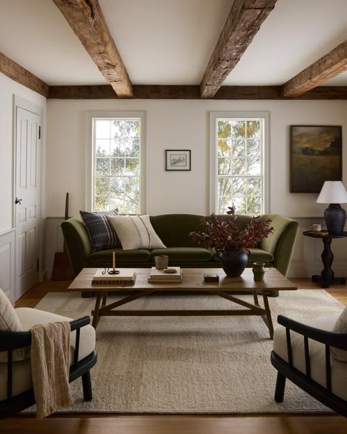 Shown in Ivory / Natural