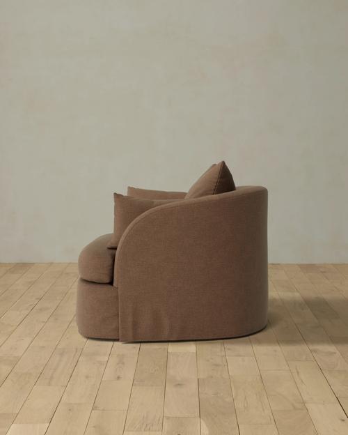 Juliette Grand Swivel Chair - Gallery Image #3
