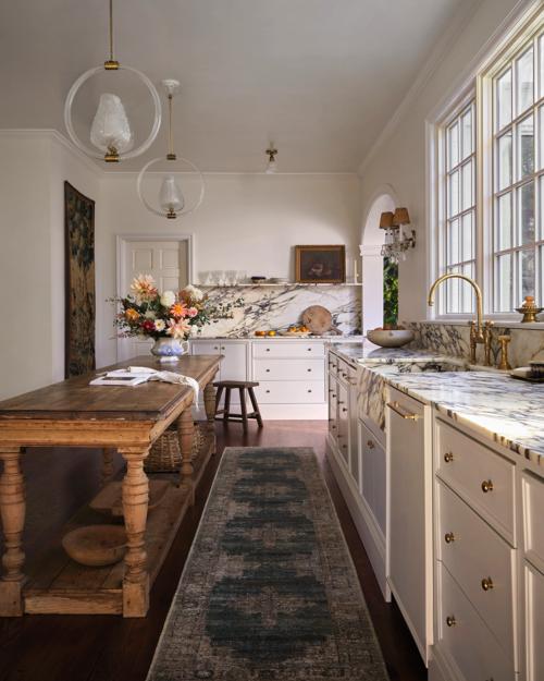 Kitchen featuring Matisa runner rug