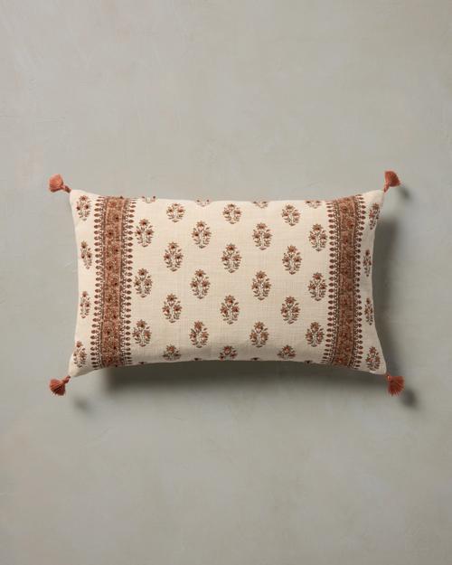 Vernon Pillow - Gallery Image #1
