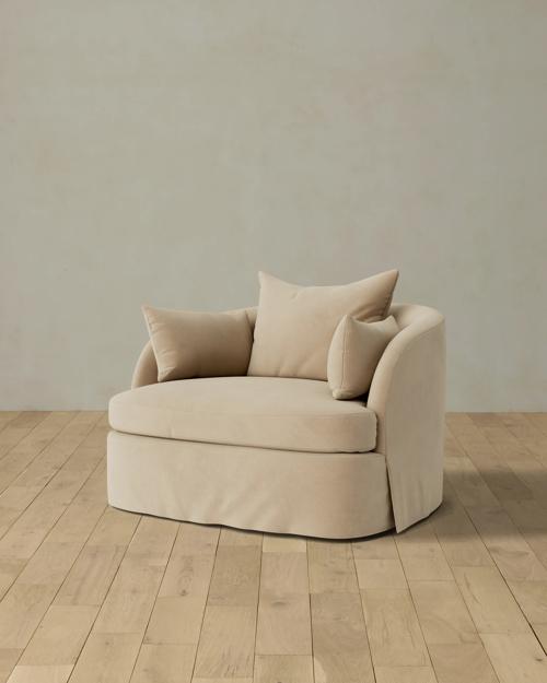 Juliette Grand Swivel Chair - Gallery Image #2