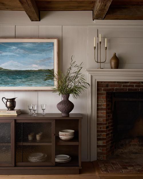 Shown in Rustic Walnut in 40" X 32"