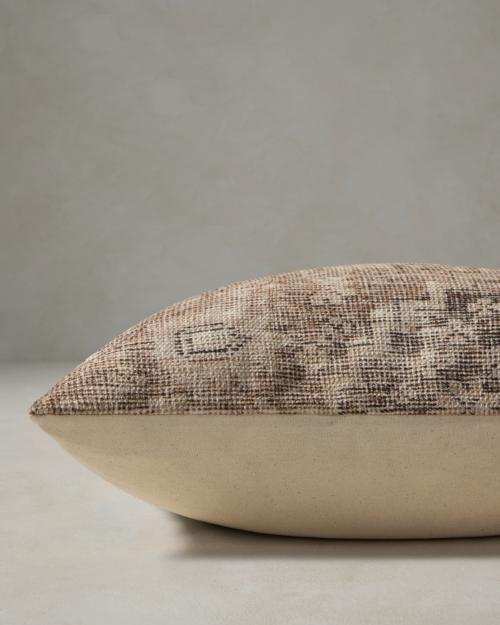 Benedict Pillow - Gallery Image #3