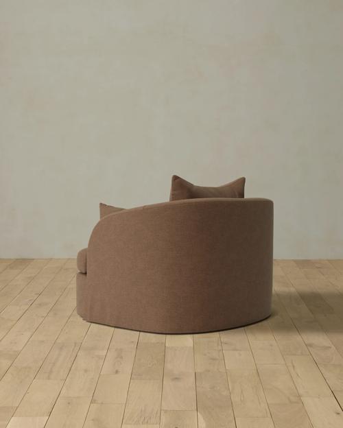 Juliette Grand Swivel Chair - Gallery Image #4