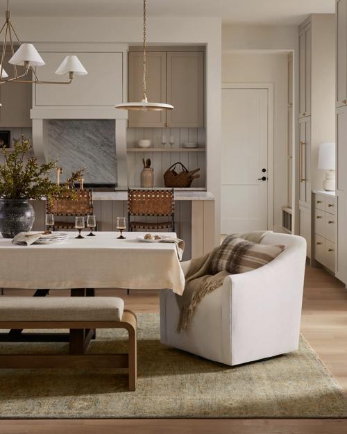 Shown in Sage / Sand