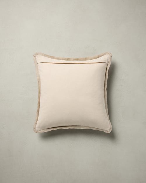 Kael Pillow - Gallery Image #5