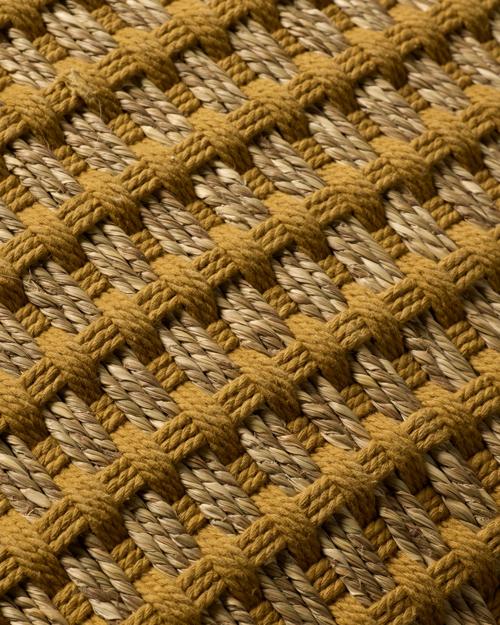 Isaac Pillow - Gallery Image #4