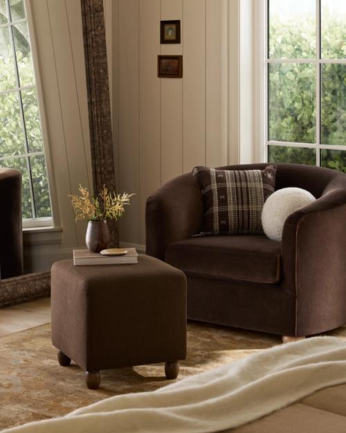 Shown in Donora Chocolate Basketweave