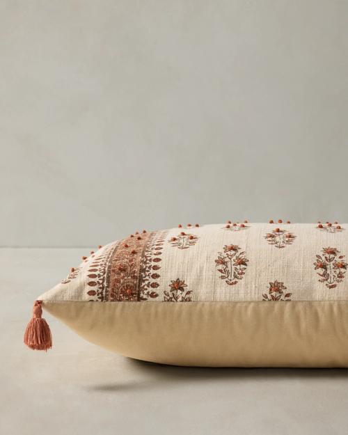 Vernon Pillow - Gallery Image #3