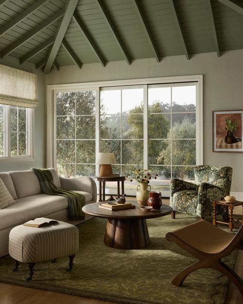 Coralee Slipcover Sofa - Gallery Image #3