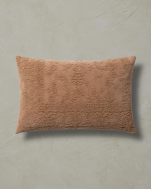 Aman Pillow - Gallery Image #1