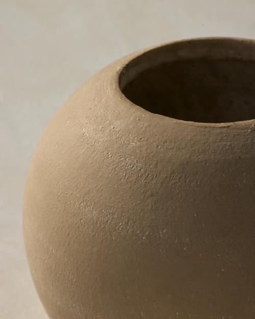 Flores Clay Vase - Gallery Image #5
