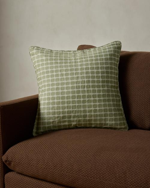 Gil Pillow - Gallery Image #3