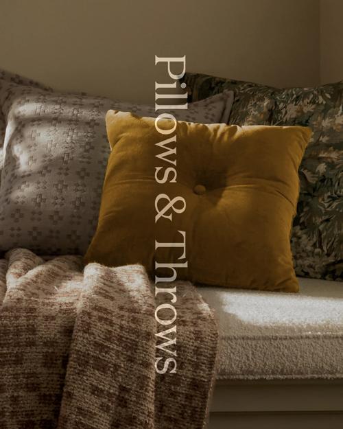Pillows & Throws category image