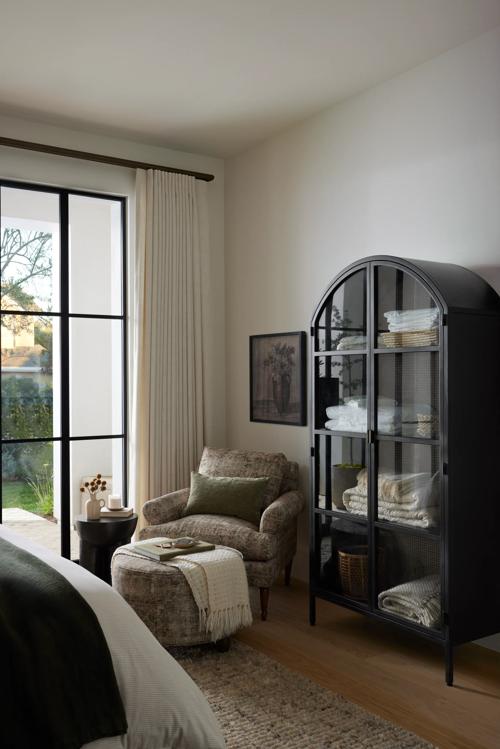 Elston Chair - Gallery Image #2