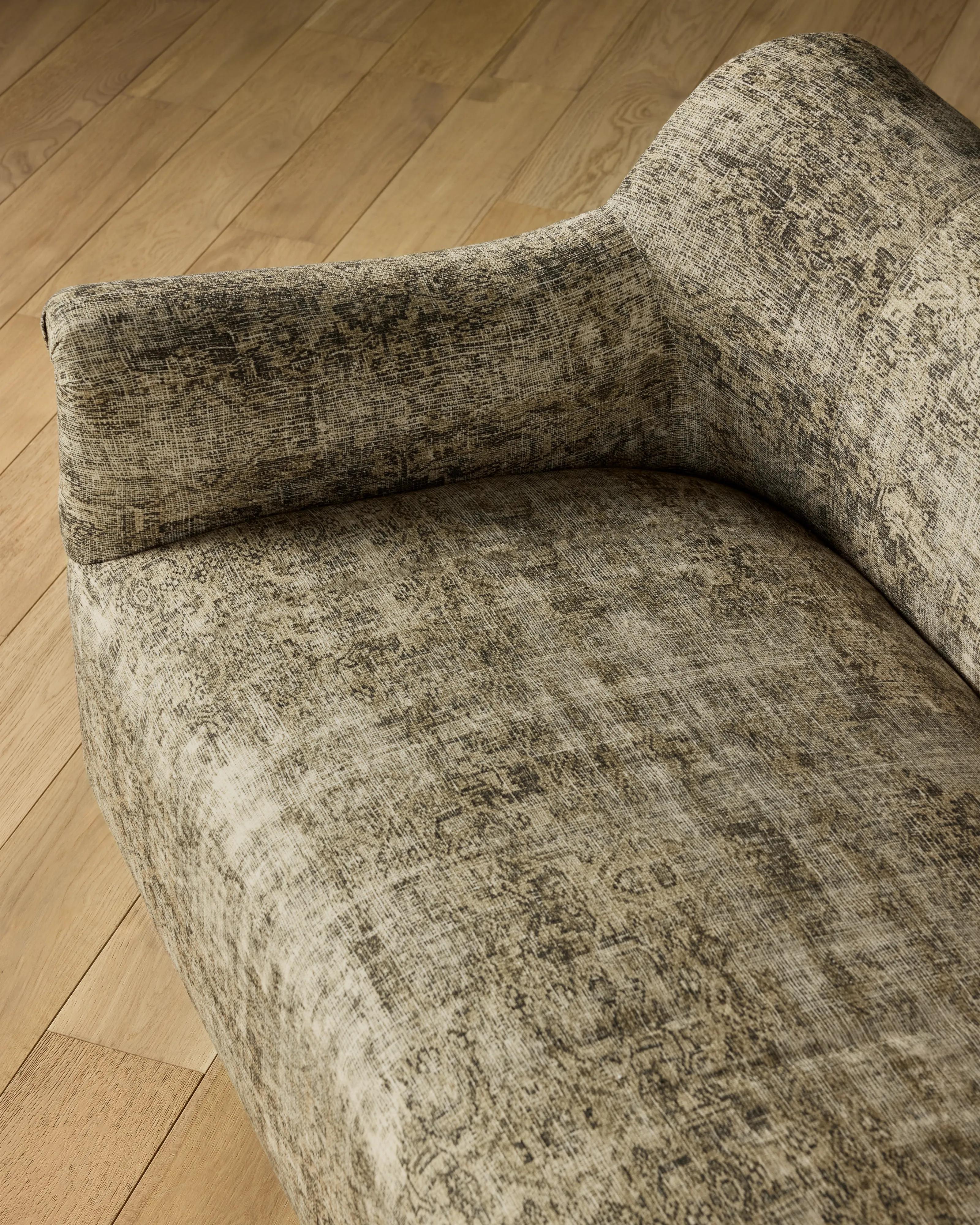 Camdyn Settee | Joon Loloi