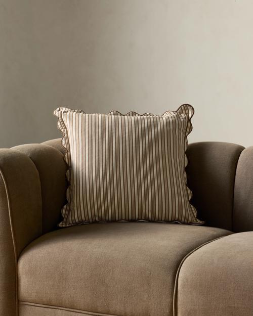 Rita Pillow - Gallery Image #3