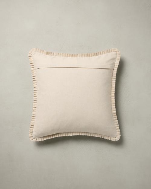Helly Pillow - Gallery Image #6