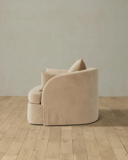 Juliette Grand Swivel Chair - Gallery Image #3