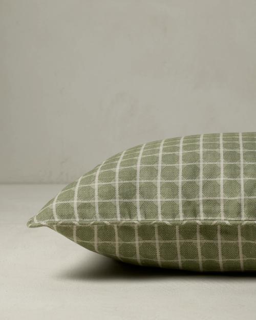 Gil Pillow - Gallery Image #4
