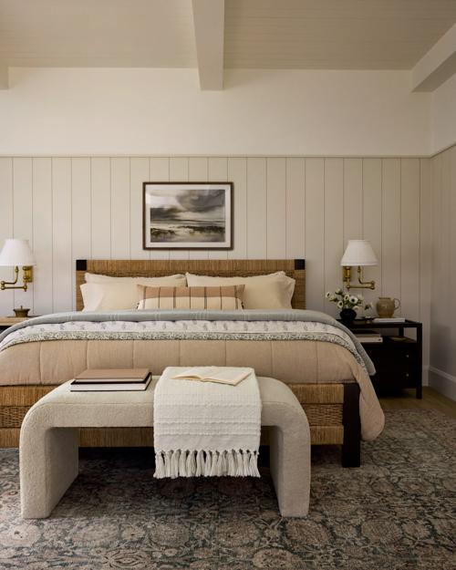 Bedroom featuring Adah Cloudpile Rug